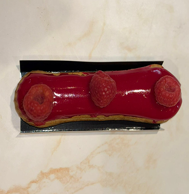 Éclair aux framboises
