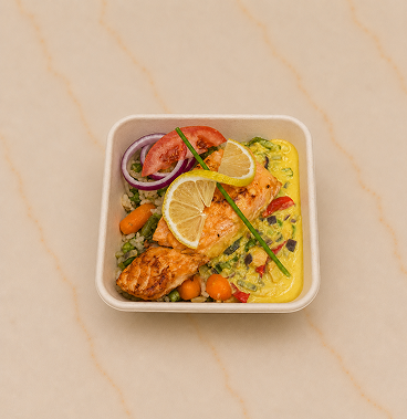 Riz au poulet légumes saumon pavé